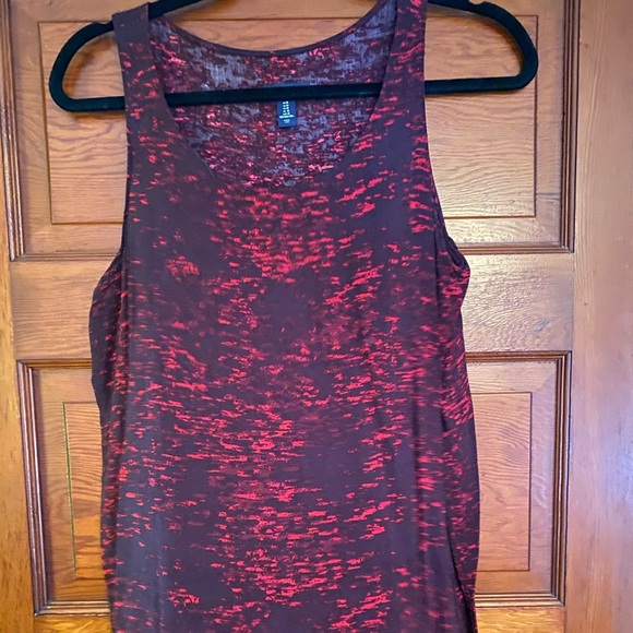 Gap tank top size medium - Picture 1 of 3